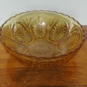 Vintage Amber Depression Starburst Pattern 1940s Pressed Glass Bowl